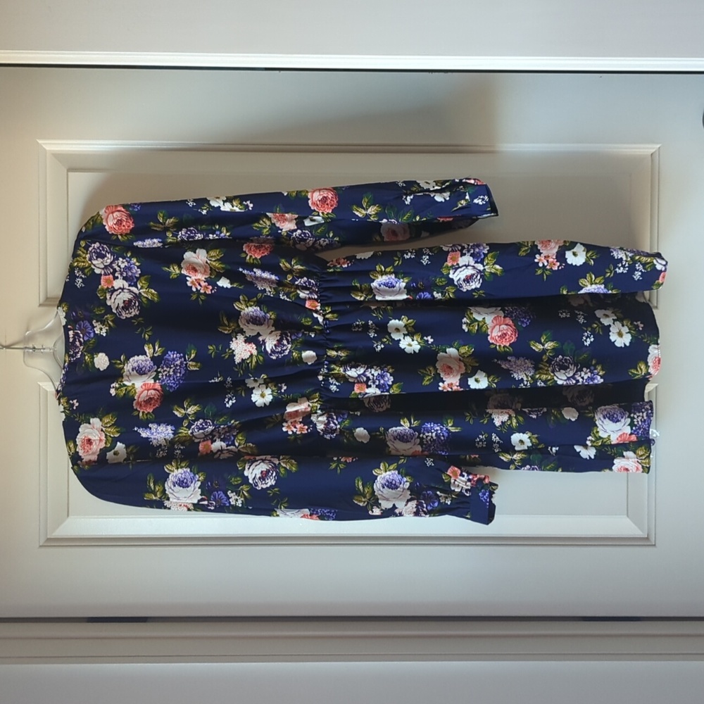 Lulu's Dress - Picture 7 of 7